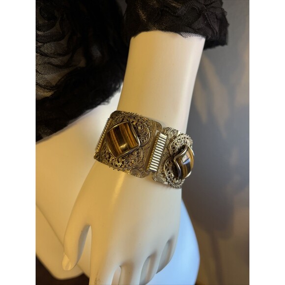 Vintage Wide Ornate Filigree Engraved Gold Tone Brown Agate Panel link Bracelet - Picture 3 of 14